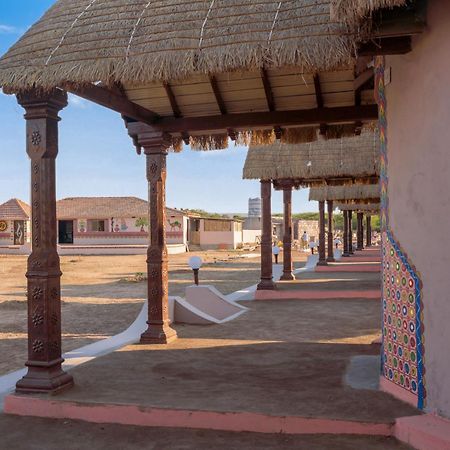 Dholavira Village Resort Eksteriør bilde