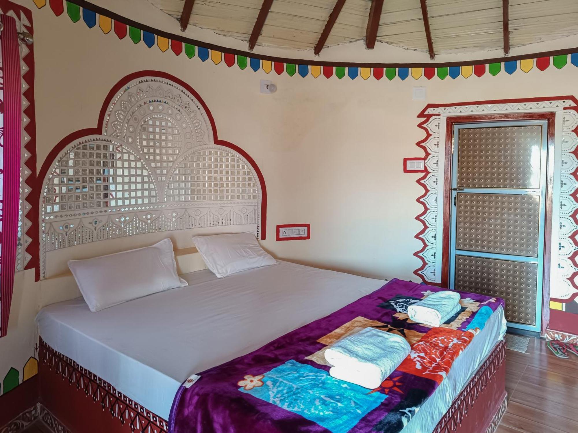 Dholavira Village Resort Eksteriør bilde